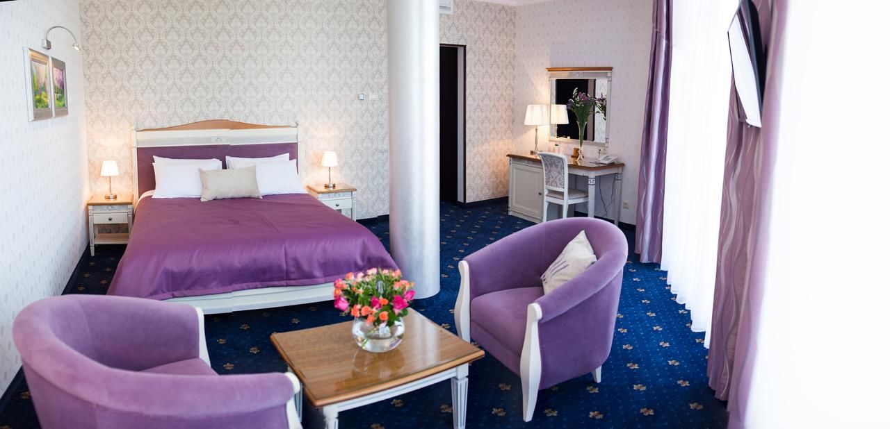 Отель Shato Hotel Chervonograd