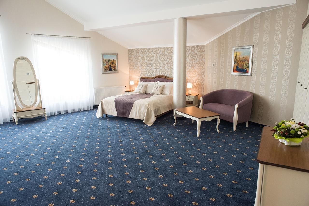 Отель Shato Hotel Chervonograd-27
