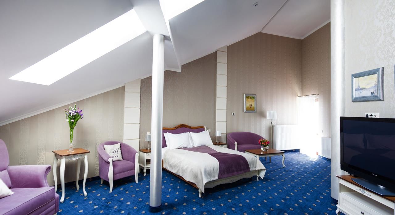 Отель Shato Hotel Chervonograd