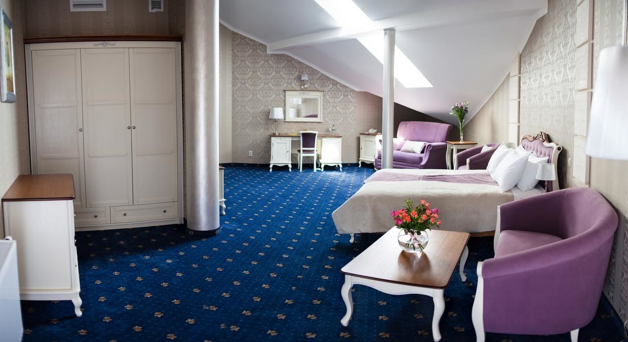 Отель Shato Hotel Chervonograd